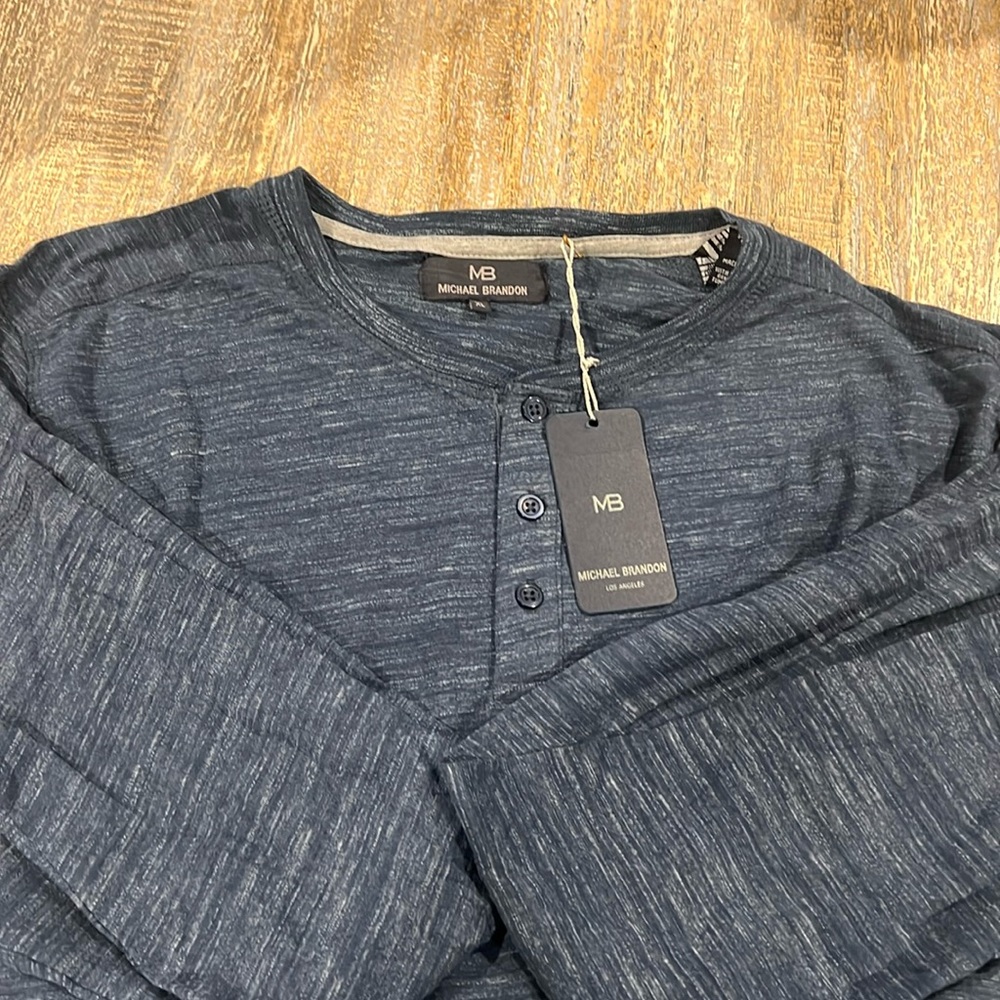 NWT- Men’s Henley